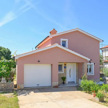 Вилла Ulika Gabonjin