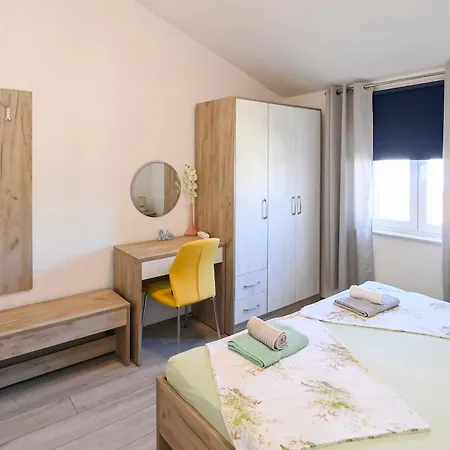 Ulika Вилла Gabonjin